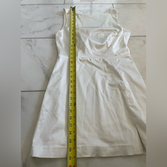 House of Harlow 1960 women’s size 6 high front deep V back satin look mini dress - Picture 7 of 10